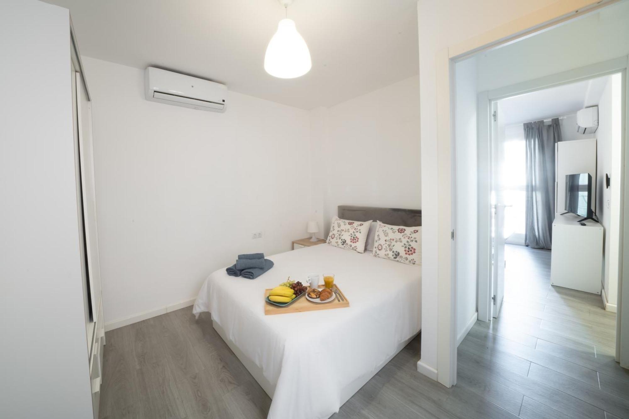 1 Room Playa Pedregalejo Malaga Exterior photo