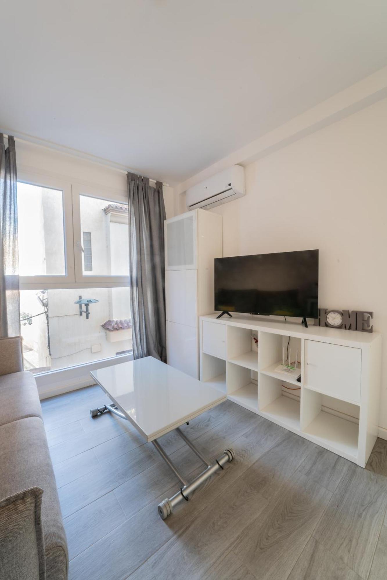 1 Room Playa Pedregalejo Malaga Exterior photo
